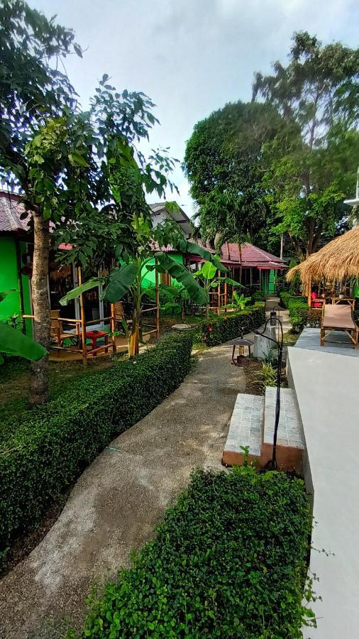 होटल Avocado Koh Samui