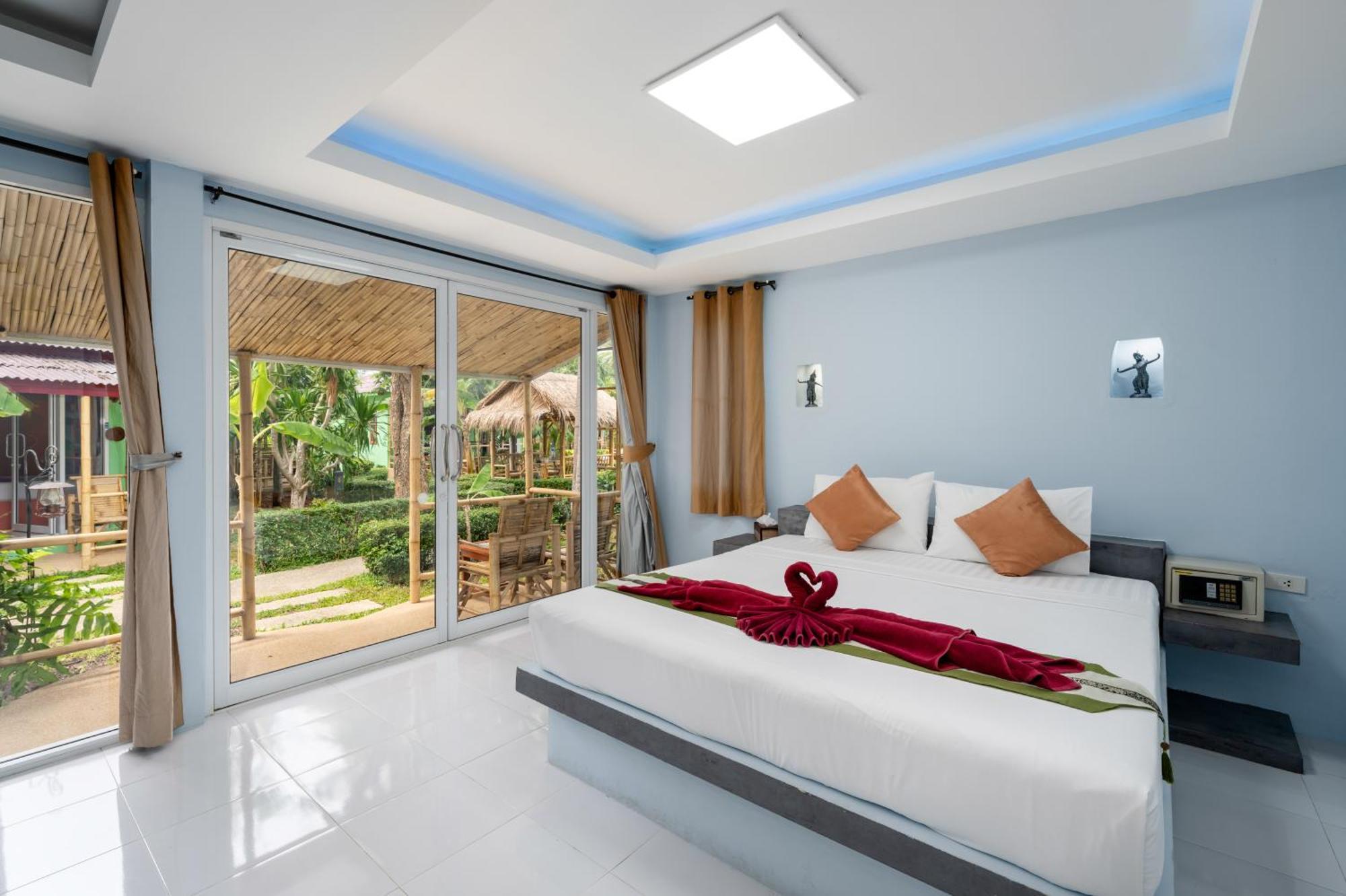 होटल Avocado Koh Samui