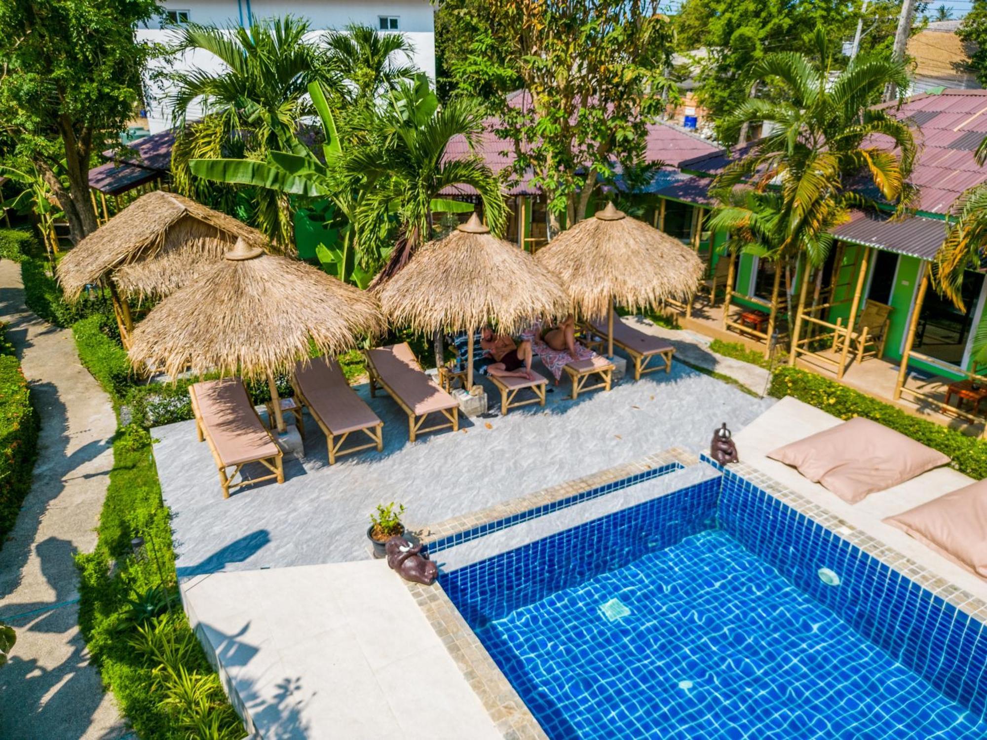 होटल Avocado Koh Samui